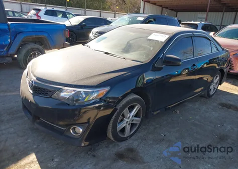 2014 Toyota Camry Se z USA, uszkodzony, nr VIN 4T1BF1FK4EU409829